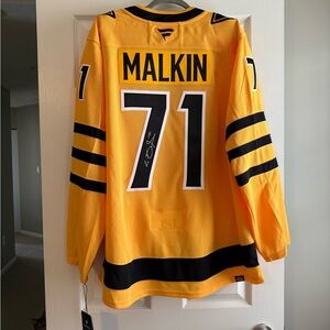 Authentic and Signed Evgeni Malkin #71 Jersey